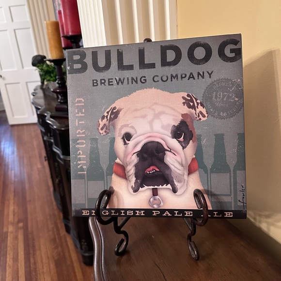 Adorable Canvas Art featuring a English Bulldog - Picture 2 of 12